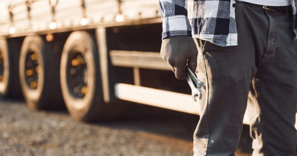 Alt:  Common Trucking Theft and Scam Tactics